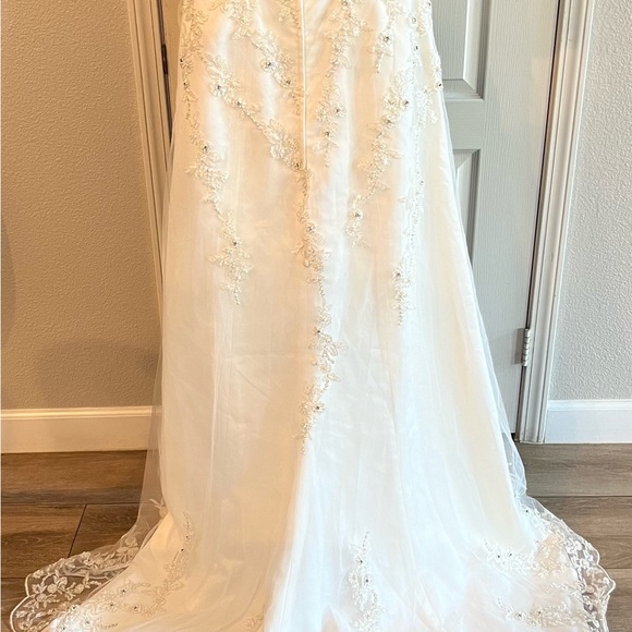 Jasmine-  wedding dress size 12 - Picture 6 of 10